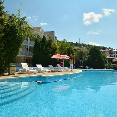 Kavarna Hotel קברנה