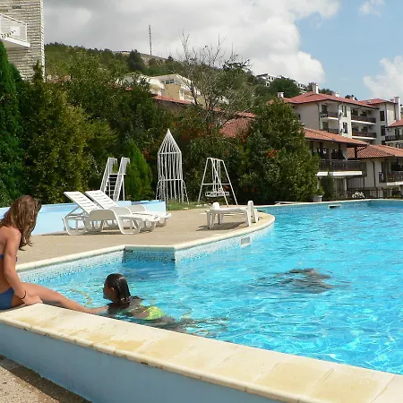 Kavarna Hotel קברנה